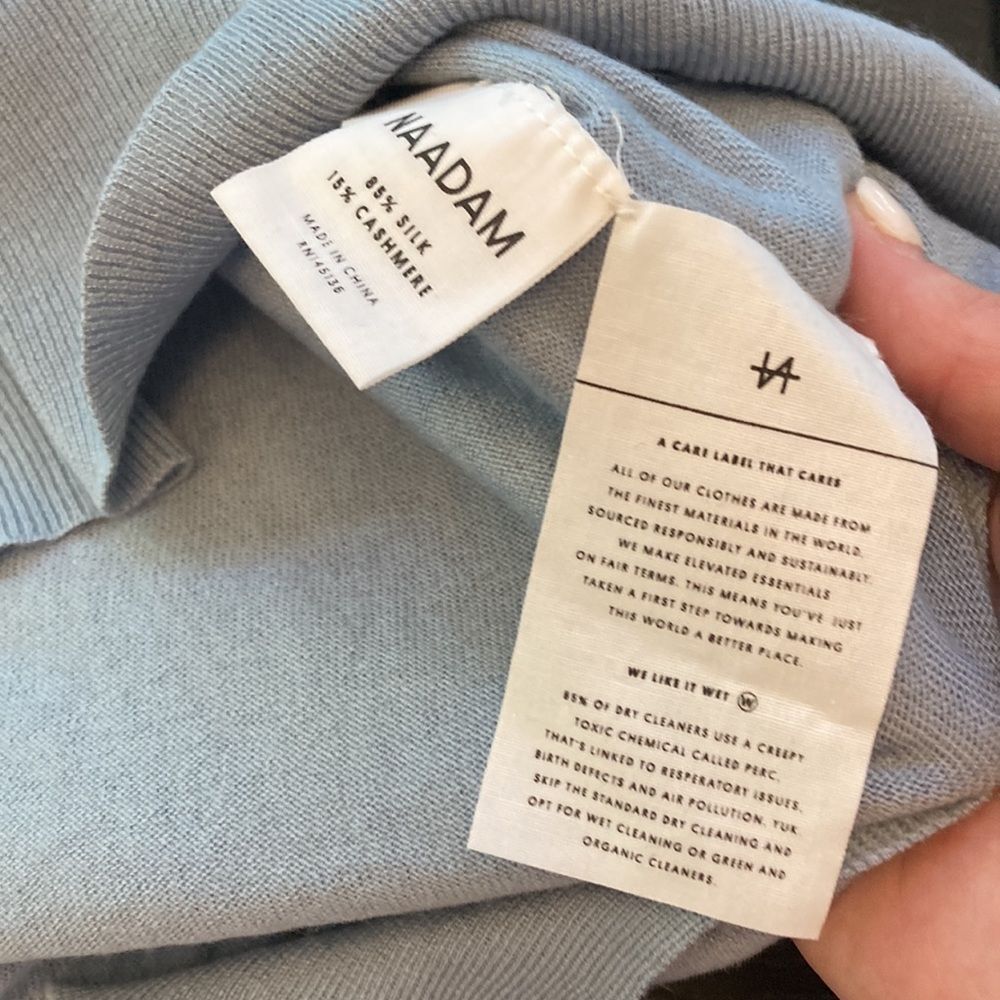 Naadam Cashmere Silk Blend Scoop Neck Soft Classic Sweater Light Blue Size Small - Picture 5 of 6